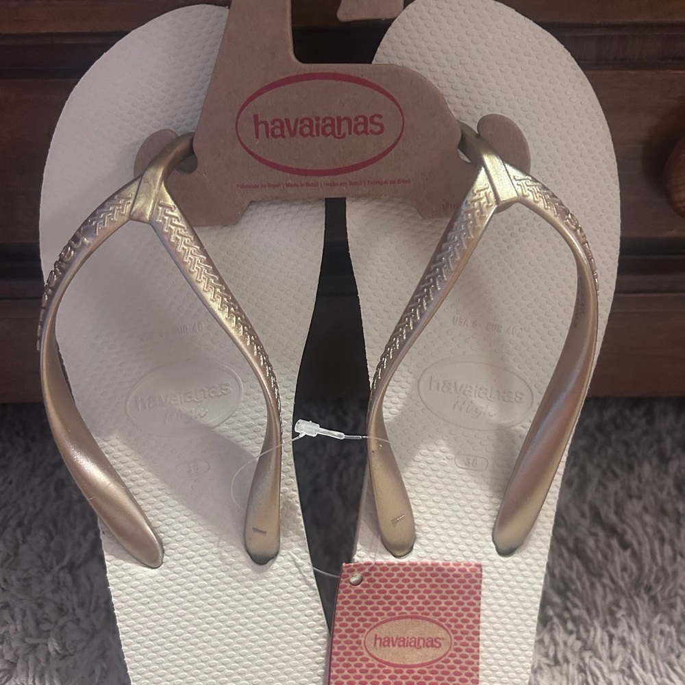 Havaianas Gold and White Sandals with Textured Footbed.